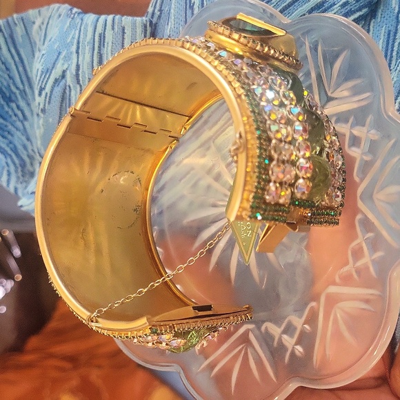 Huge Art Deco Inspired Swarovski Crystal Hinged Bracelet - Picture 4 of 4